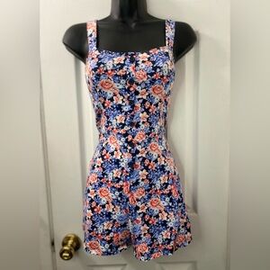 Forever 21 Floral Medium Romper